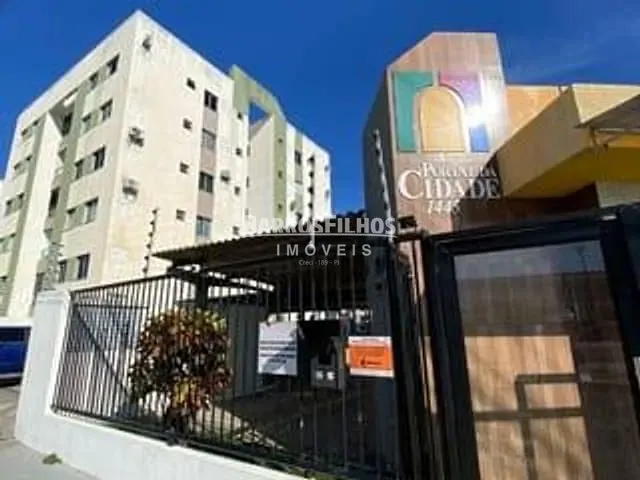 Apartamento com 67m² 3 quartos e 2 banheiros, à venda, no bairro Aeroporto em Aracaju