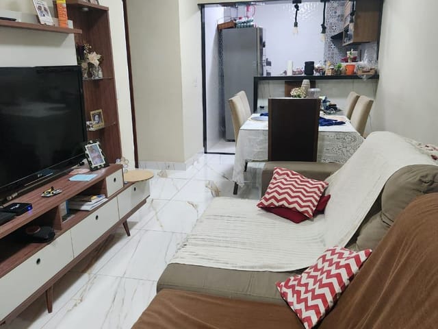 Apartamento 2 quartos e 1 banheiro, à venda, no bairro Parque Jóquei Club em Campos dos Goytacazes