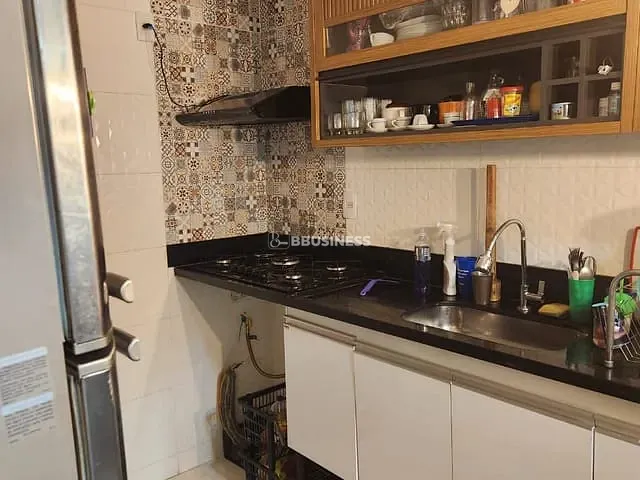 Apartamento 2 quartos e 1 banheiro, à venda, no bairro Parque Jóquei Club em Campos dos Goytacazes