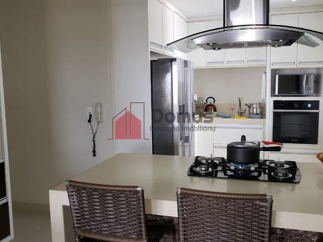 Apartamento à venda, no bairro Santana em Pindamonhangaba