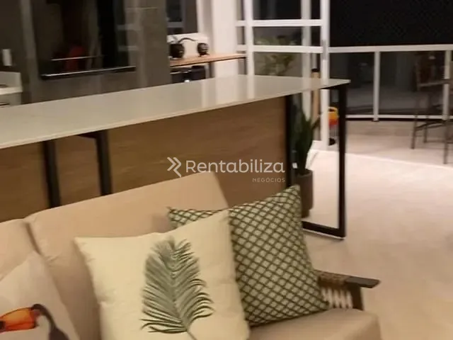 Apartamento 4 quartos e 4 banheiros, à venda, no bairro Meia Praia em Itapema