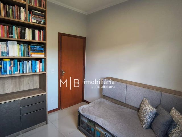 Apartamento com 164m² 3 quartos e 3 banheiros, para alugar, no bairro Lavras Shopping em Lavras