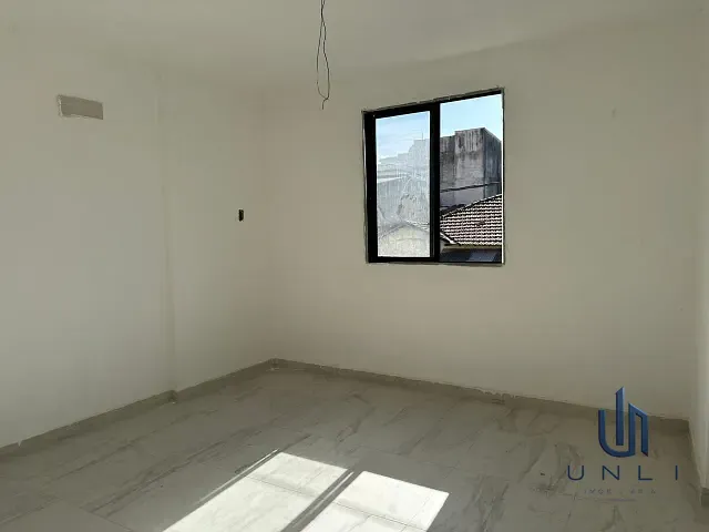 Apartamento 2 quartos e 2 banheiros, à venda, no bairro Monte Castelo em Volta Redonda
