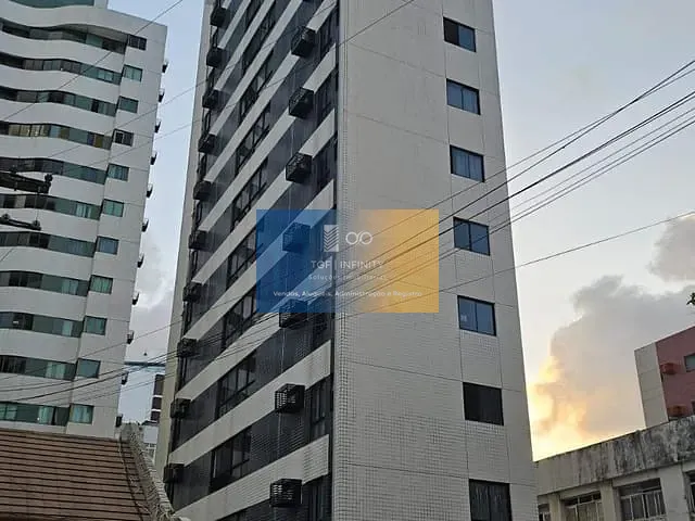 Apartamento 2 quartos e 2 banheiros, à venda, no bairro Boa Viagem em Recife