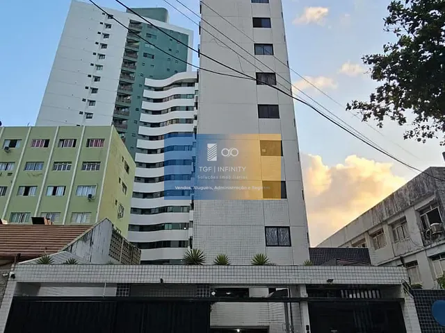 Apartamento 2 quartos e 2 banheiros, à venda, no bairro Boa Viagem em Recife