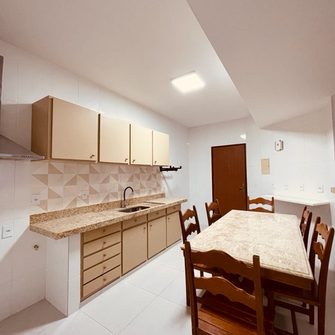 Apartamento 2 quartos e 3 banheiros, à venda, no bairro Passagem em Cabo Frio