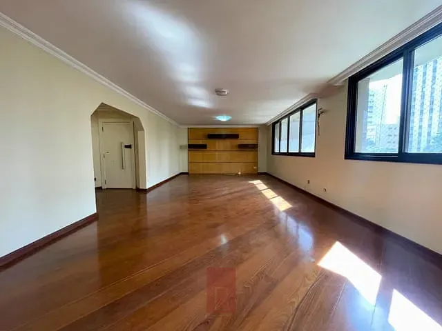 Apartamento com 164m² 3 quartos e 3 banheiros, à venda, no bairro Jardim Paulistano em São Paulo