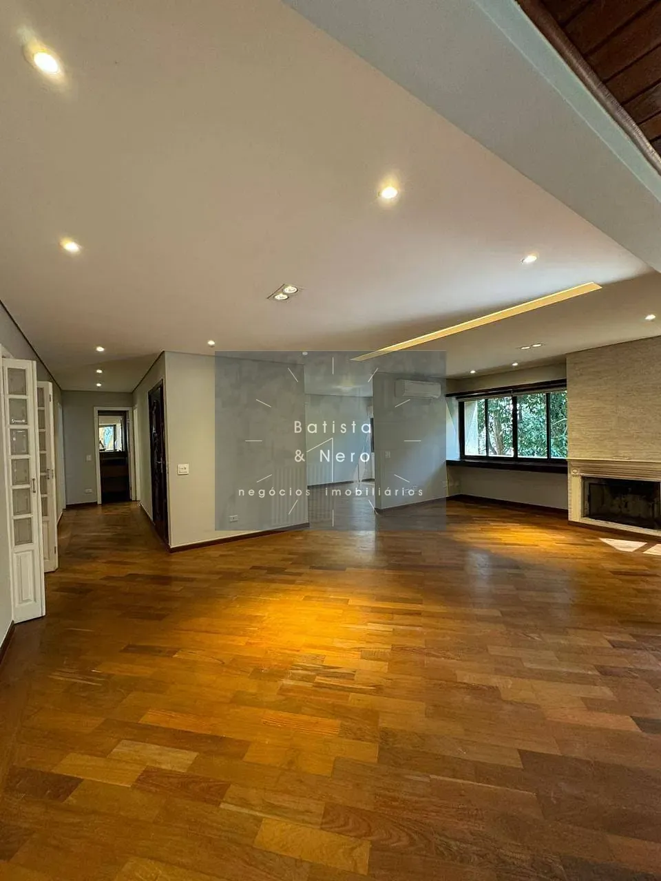 Apartamento, 4 quartos, 267 m² - Foto 1