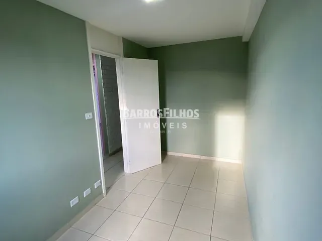 Apartamento com 80m² 3 quartos e 2 banheiros, para alugar, no bairro Farolândia em Aracaju