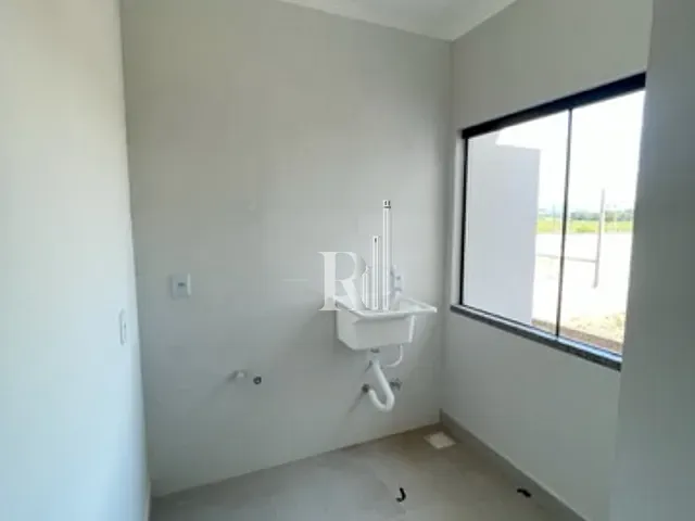 Apartamento 2 quartos e 1 banheiro, para alugar, no bairro Universitário em Tijucas
