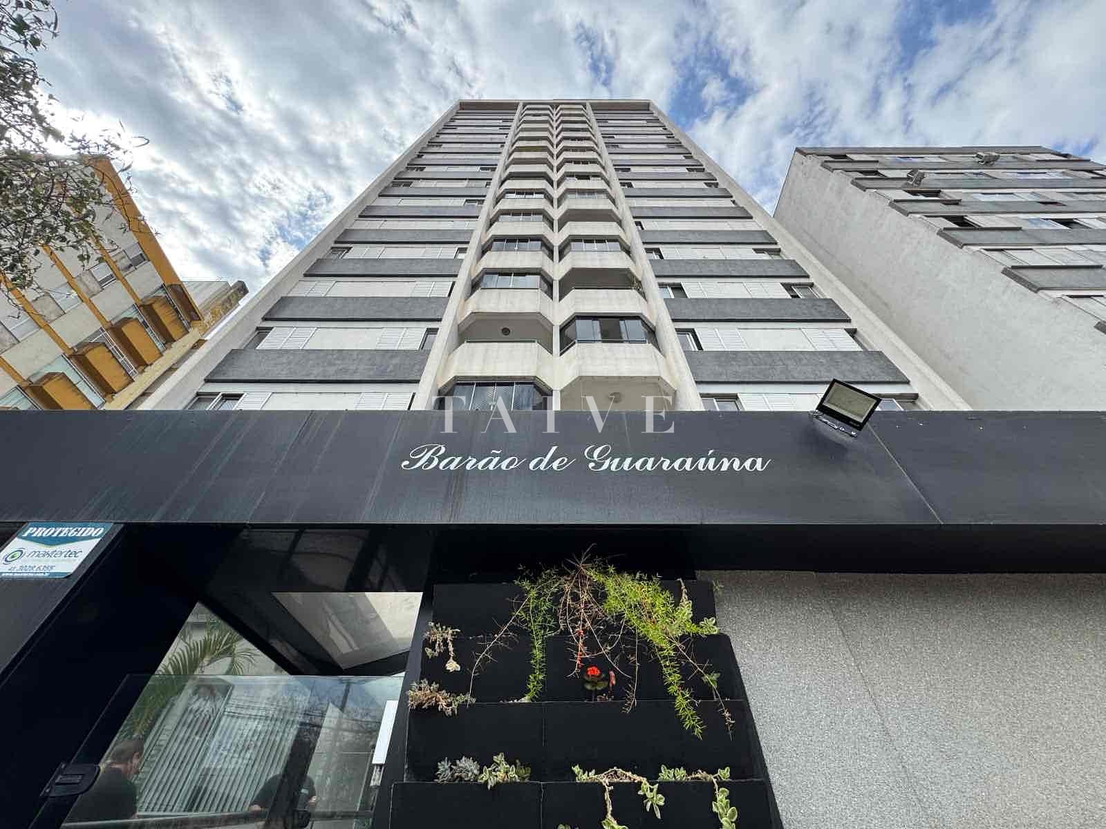 Apartamento, 3 quartos, 238 m² - Foto 1