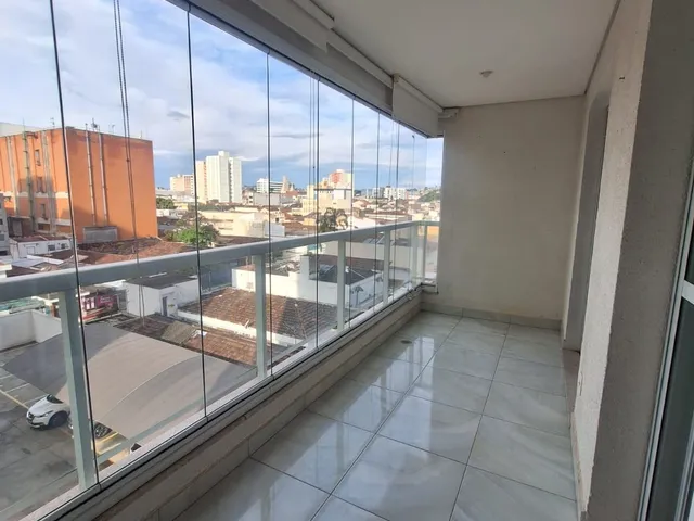 Apartamento com 99m² 3 quartos e 2 banheiros, para alugar, no bairro Centro em Taubaté
