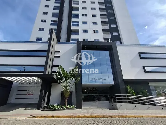 Apartamento com 70m² 2 quartos e 2 banheiros, para alugar, no bairro Água Verde em Blumenau