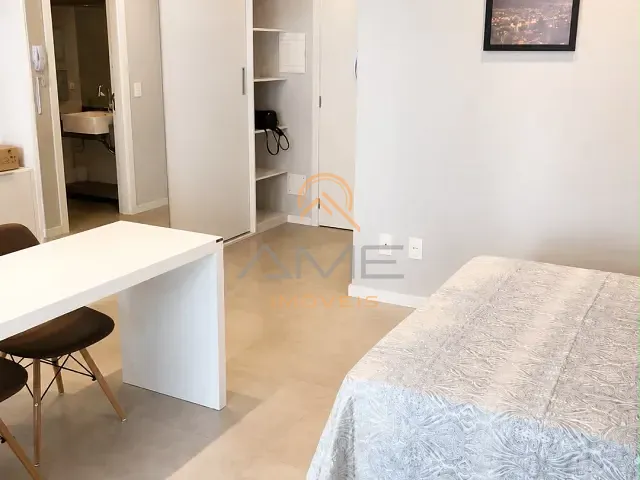 Apartamento 1 quarto e 1 banheiro, para alugar, no bairro Centro em Pelotas
