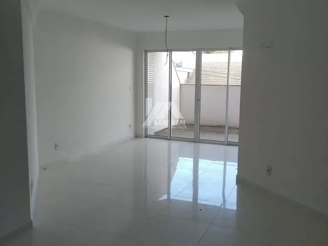 Apartamento com 100m² 3 quartos e 3 banheiros, à venda, no bairro Centro em Guarapuava
