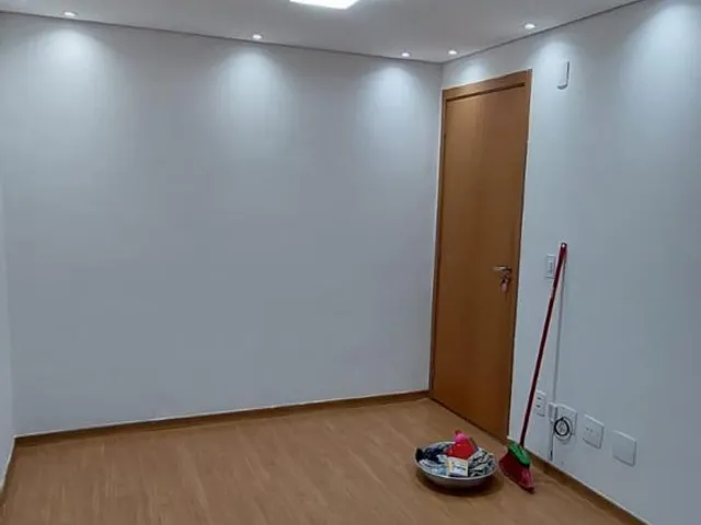 Apartamento 2 quartos e 1 banheiro, à venda, no bairro Vila Salomé em Cambé