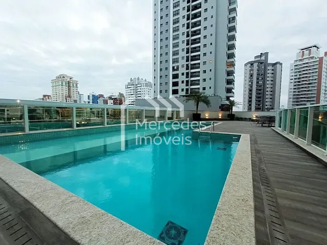 Apartamento com 155m² 3 quartos e 4 banheiros, à venda, no bairro Centro em Itajaí