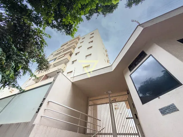 Apartamento 3 quartos e 3 banheiros, à venda, no bairro Jardim Irajá em Ribeirão Preto