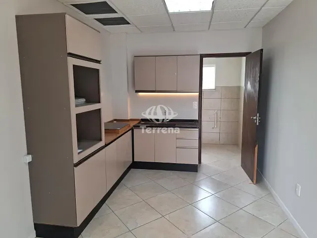 Apartamento com 90m² 3 quartos e 1 banheiro, para alugar, no bairro Água Verde em Blumenau