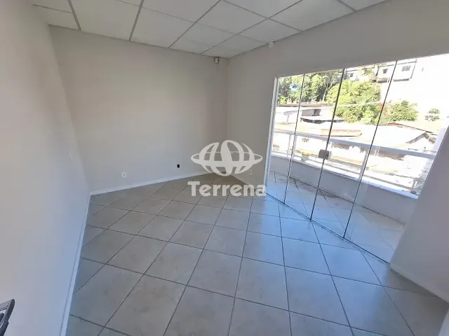 Apartamento com 90m² 3 quartos e 2 banheiros, para alugar, no bairro Água Verde em Blumenau