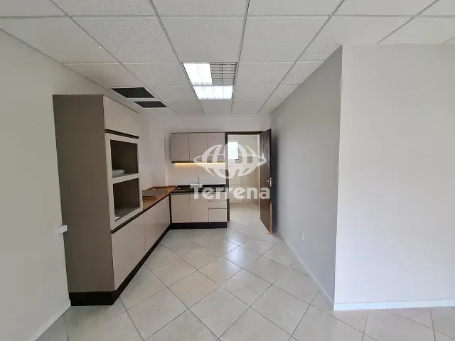 Apartamento com 90m² 3 quartos e 2 banheiros, para alugar, no bairro Água Verde em Blumenau