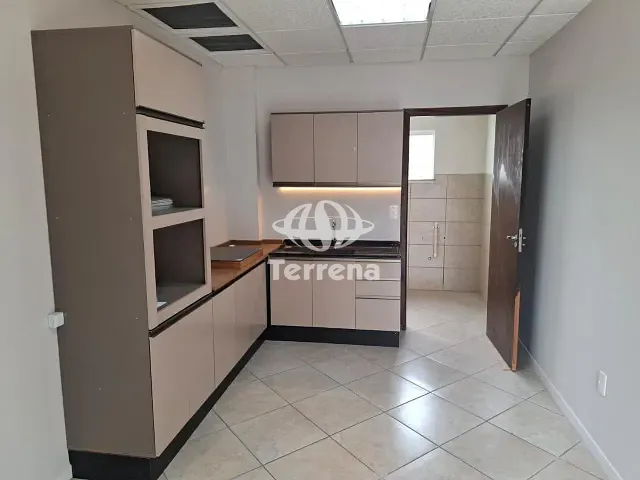 Apartamento com 90m² 3 quartos e 2 banheiros, para alugar, no bairro Água Verde em Blumenau