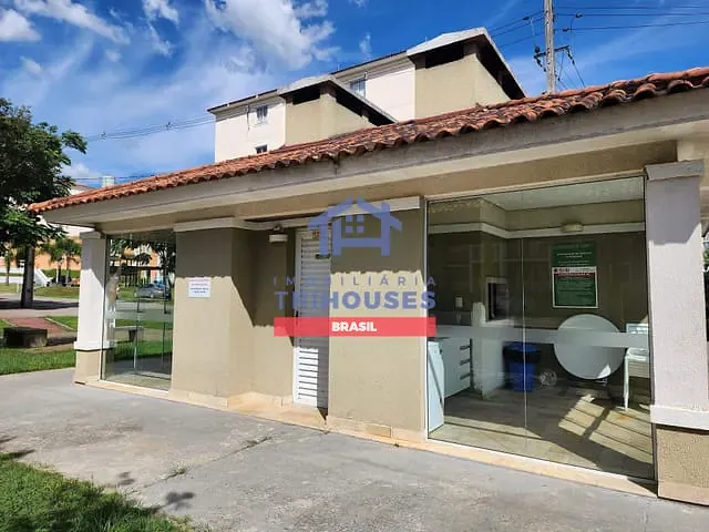 Apartamento 2 quartos e 1 banheiro, à venda, no bairro Atuba em Colombo