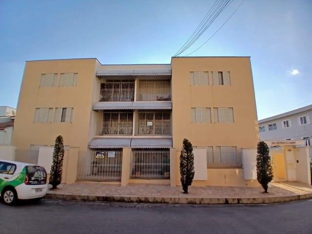 Apartamento 2 quartos e 2 banheiros, para alugar, no bairro Jardim Michelazzo em São João da Boa Vista
