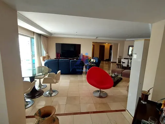 Apartamento com 297m² 4 quartos e 3 banheiros, à venda, no bairro Barra da Tijuca em Rio de Janeiro