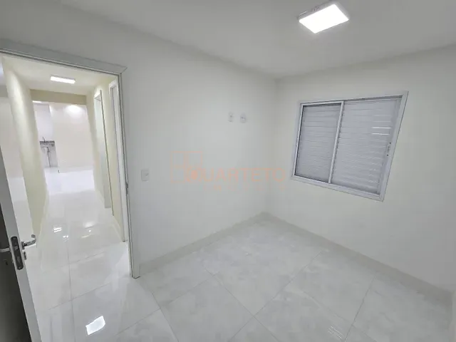 Apartamento 2 quartos e 1 banheiro, à venda, no bairro Vila Carmosina em São Paulo