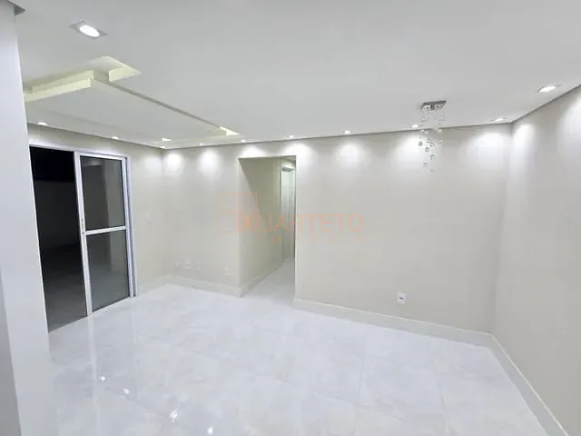 Apartamento 2 quartos e 1 banheiro, à venda, no bairro Vila Carmosina em São Paulo