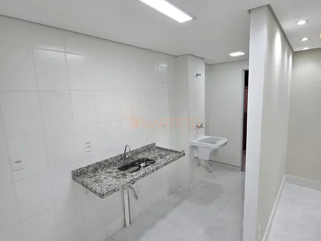Apartamento 2 quartos e 1 banheiro, à venda, no bairro Vila Carmosina em São Paulo