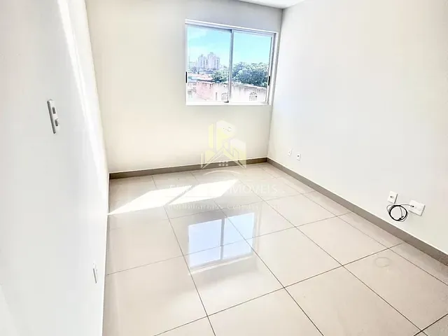 Apartamento 2 quartos e 1 banheiro, à venda, no bairro Copacabana em Belo Horizonte