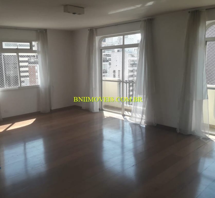 Apartamento, 4 quartos, 226 m² - Foto 1