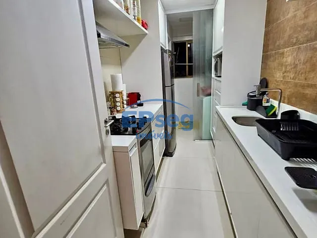 Apartamento 2 quartos e 2 banheiros, à venda, no bairro Horto Florestal em Salvador