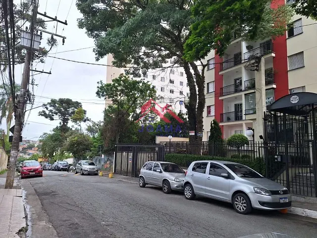 Apartamento 2 quartos e 1 banheiro, à venda, no bairro Parque Maria Helena em São Paulo