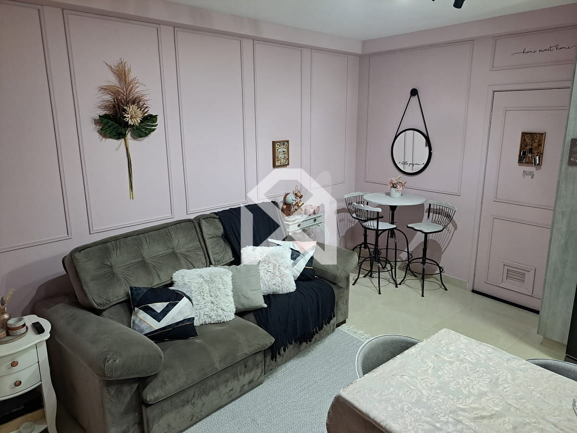 Apartamento à venda com 2 quartos, 42m² - Foto 1