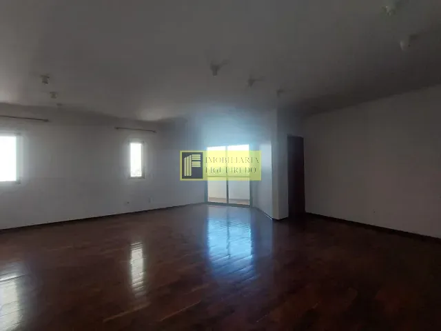 Apartamento com 175m² 3 quartos e 2 banheiros, à venda, no bairro Centro em São José do Rio Preto