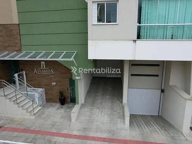 Apartamento 3 quartos e 2 banheiros, à venda, no bairro Meia Praia em Itapema