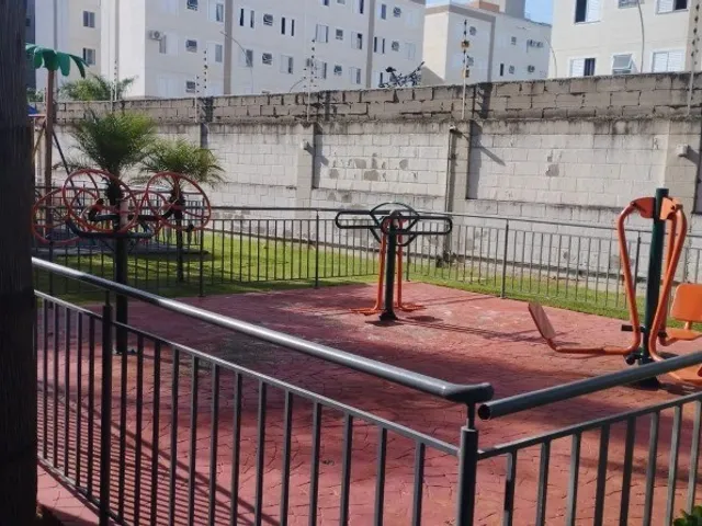 Apartamento 2 quartos e 1 banheiro, para alugar, no bairro Chácara Manella em Cambé