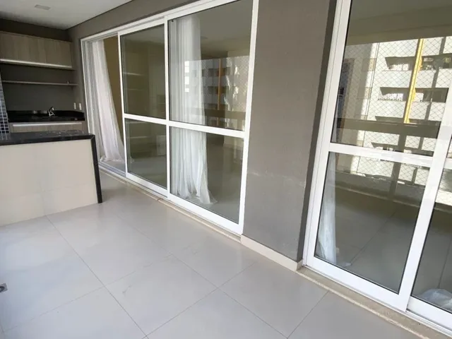Apartamento com 229m² 3 quartos e 3 banheiros, à venda, no bairro Gleba Palhano em Londrina