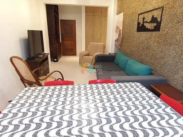Apartamento com 93m² 2 quartos e 2 banheiros, à venda, no bairro Copacabana em Rio de Janeiro
