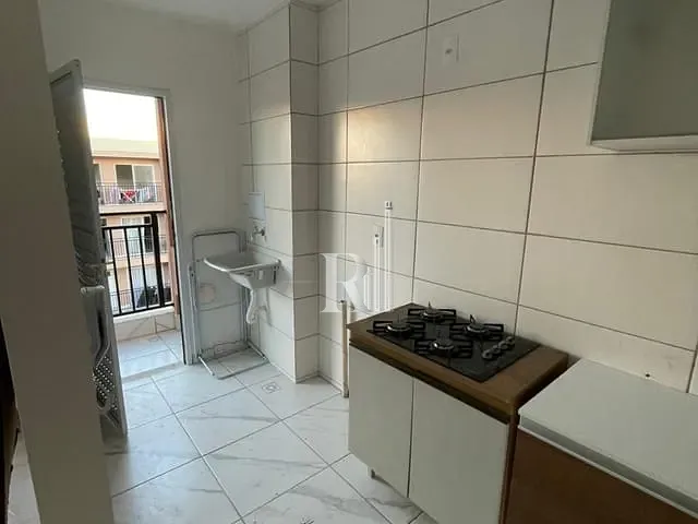 Apartamento 2 quartos e 1 banheiro, para alugar, no bairro Areias em Tijucas