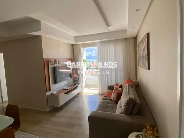 Apartamento com 79m² 3 quartos e 2 banheiros, para alugar, no bairro Aruana em Aracaju