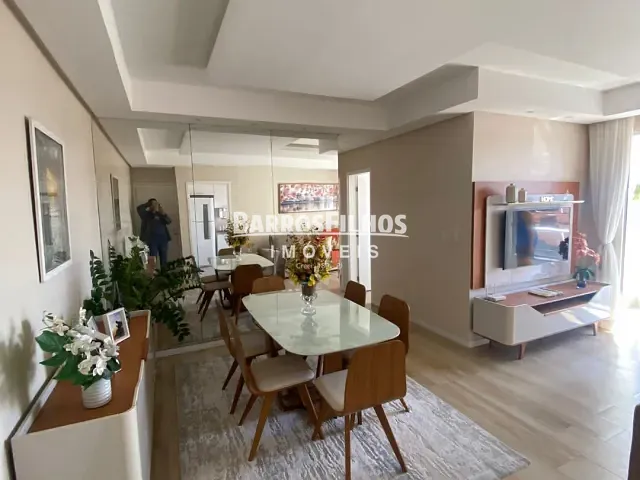 Apartamento com 79m² 3 quartos e 2 banheiros, para alugar, no bairro Aruana em Aracaju