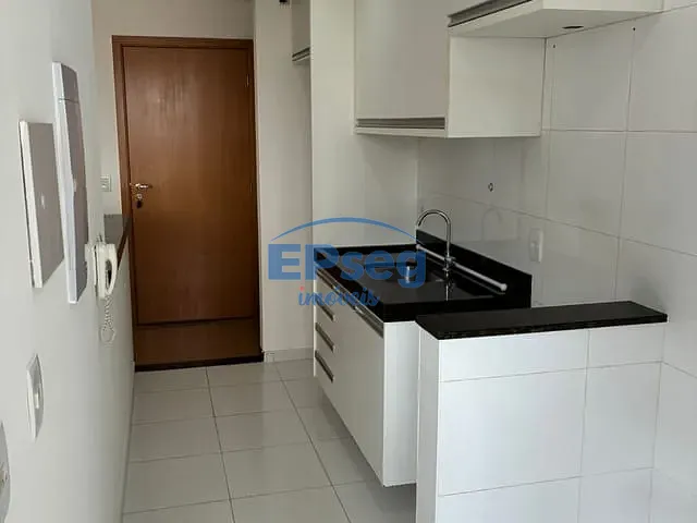 Apartamento 3 quartos e 2 banheiros, à venda, no bairro Santa Rosa em Londrina