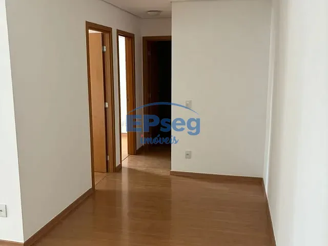 Apartamento 3 quartos e 2 banheiros, à venda, no bairro Santa Rosa em Londrina
