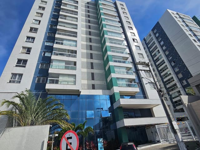 Apartamento 3 quartos e 3 banheiros, para alugar, no bairro Farolândia em Aracaju