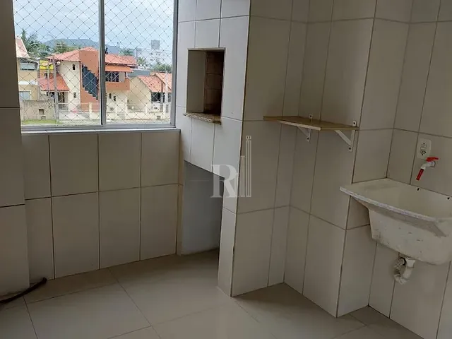 Apartamento 2 quartos e 1 banheiro, à venda, no bairro Perequê em Porto Belo