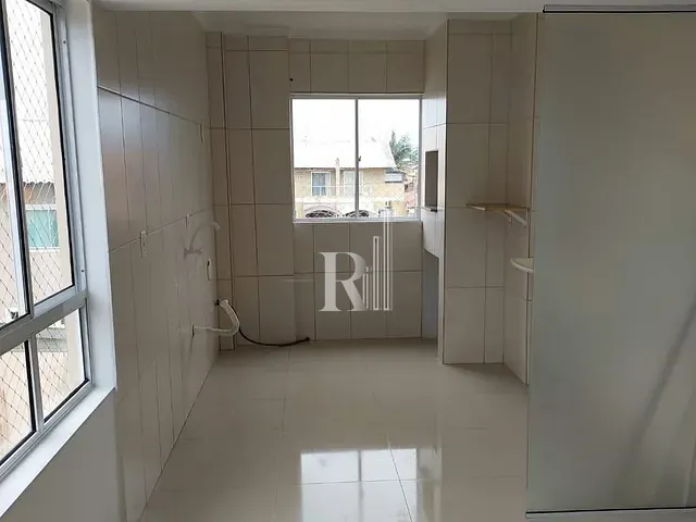 Apartamento 2 quartos e 1 banheiro, à venda, no bairro Perequê em Porto Belo